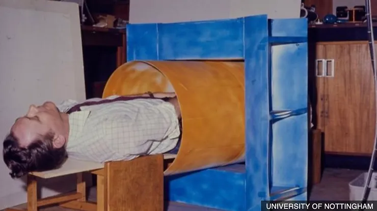 3 anos da morte do professor Sir Mansfield, ganhador do Pr&ecirc;mio Nobel