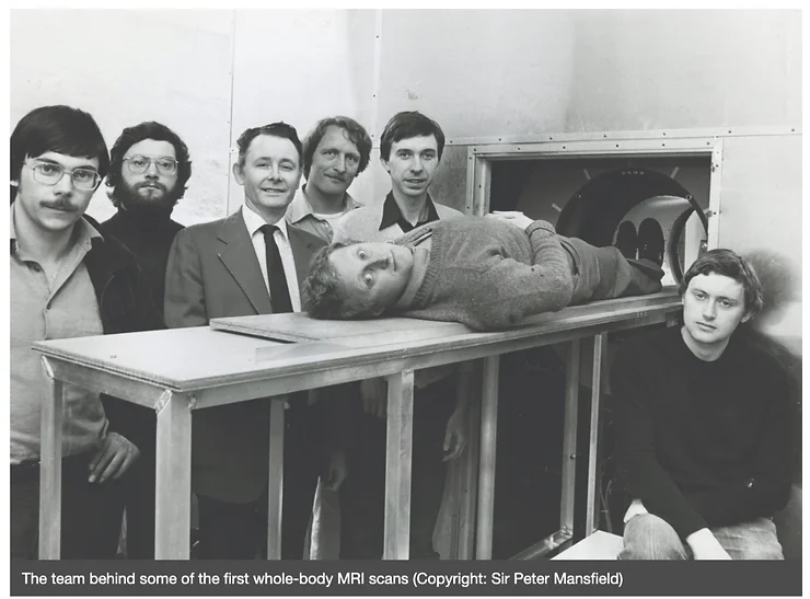 3 anos da morte do professor Sir Mansfield, ganhador do Pr&ecirc;mio Nobel